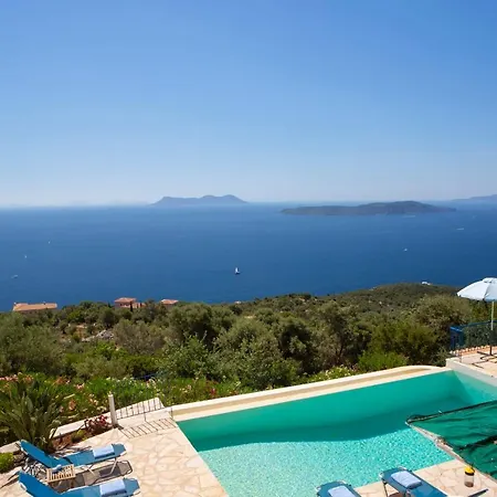 Evalin - Pretty Like At For Unforgettable Holidays