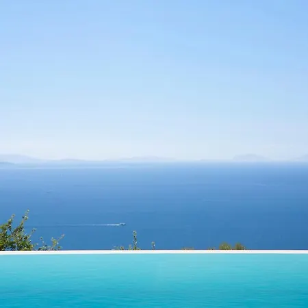 Evalin - Pretty Like At For Unforgettable Holidays