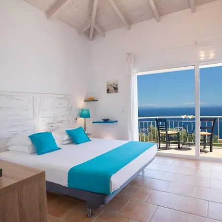 Evalin - Pretty Like At For Unforgettable Holidays *